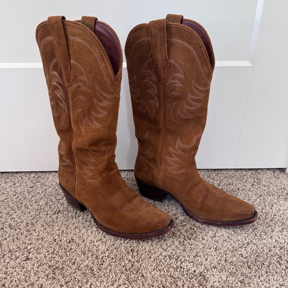 Tecovas Shoes - Tecovas Annie in Suede